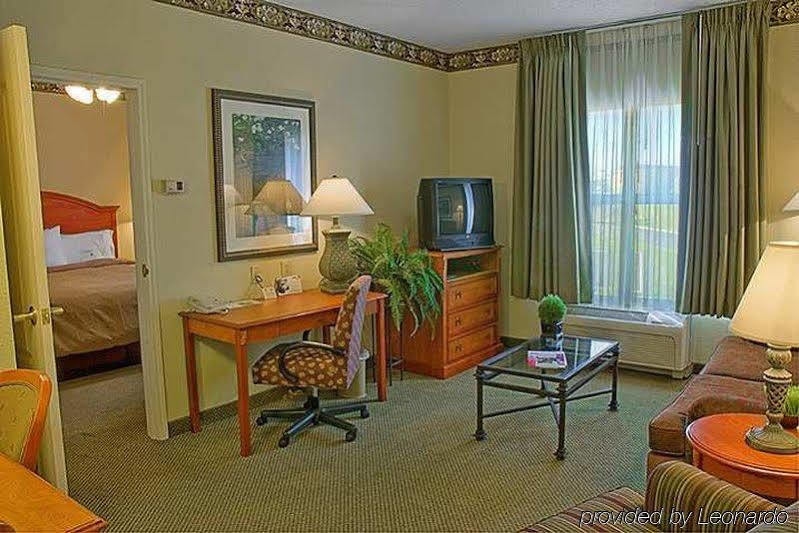Homewood Suites By Hilton Indianapolis Airport / Plainfield Exterior photo